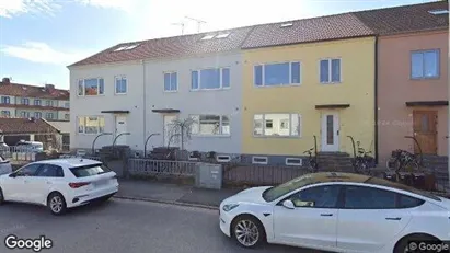 Bostadsrätter till salu i Halmstad - Bild från Google Street View