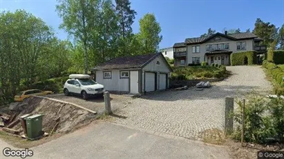 Bostadsrätter till salu i Haninge - Bild från Google Street View