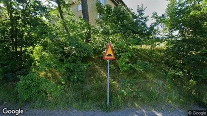 Lägenheter till salu i Huddinge - Bild från Google Street View