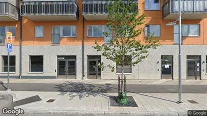 Lägenheter till salu i Huddinge - Bild från Google Street View