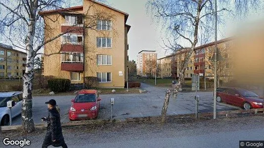 Bostadsrätter till salu i Huddinge - Bild från Google Street View