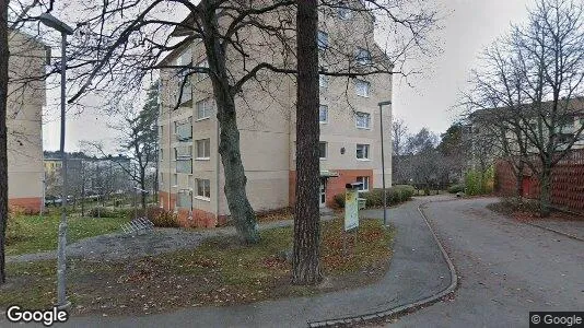 Lägenheter till salu i Upplands Väsby - Bild från Google Street View