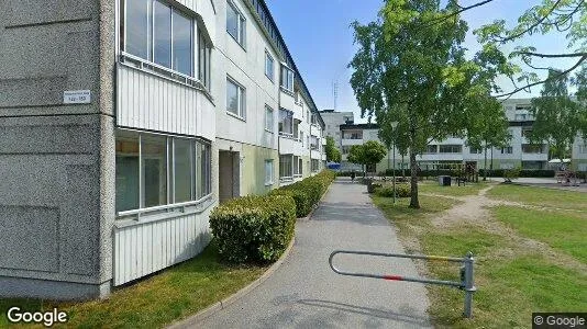 Bostadsrätter till salu i Haninge - Bild från Google Street View