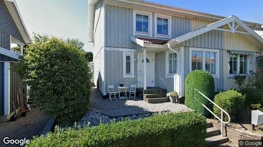 Bostadsrätter till salu i Varberg - Bild från Google Street View