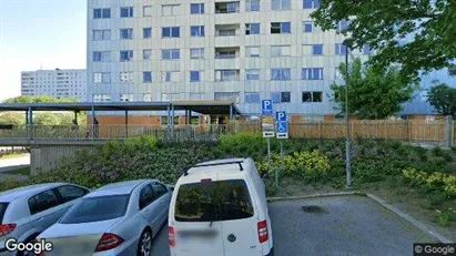 Lägenheter till salu i Solna - Bild från Google Street View