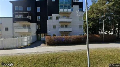 Cooperative housing till salu i Upplands Väsby - Bild från Google Street View