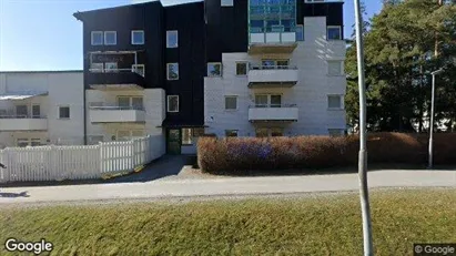 Cooperative housing till salu i Upplands Väsby - Bild från Google Street View