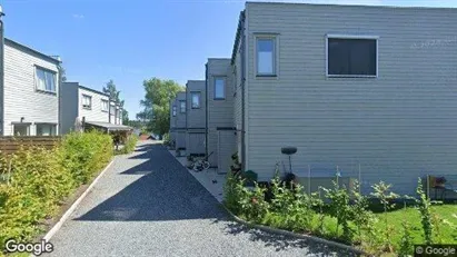 Bostadsrätter till salu i Värmdö - Bild från Google Street View