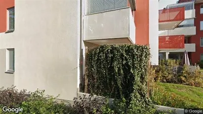 Lägenheter till salu i Ekerö - Bild från Google Street View