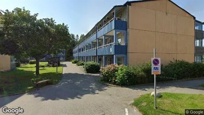 Bostadsrätter till salu i Haninge - Bild från Google Street View