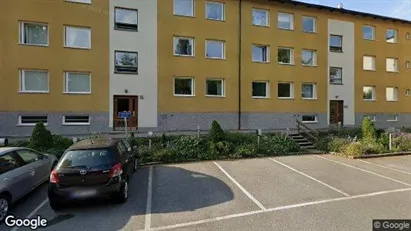 Lägenheter till salu i Huddinge - Bild från Google Street View