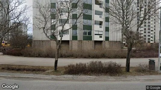 Lägenheter till salu i Täby - Bild från Google Street View