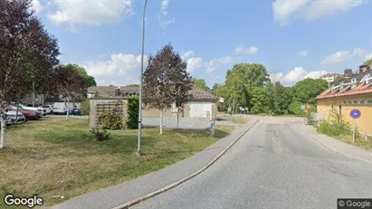 Bostadsrätter till salu i Huddinge - Bild från Google Street View