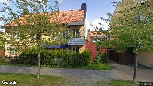 Bostadsrätter till salu i Tyresö - Bild från Google Street View