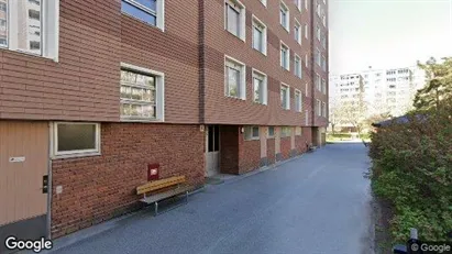 Bostadsrätter till salu i Tyresö - Bild från Google Street View