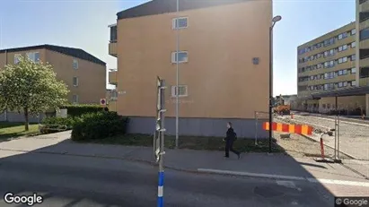 Bostadsrätter till salu i Köping - Bild från Google Street View