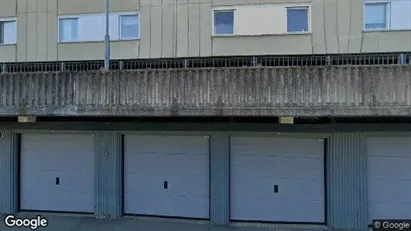 Bostadsrätter till salu i Haninge - Bild från Google Street View