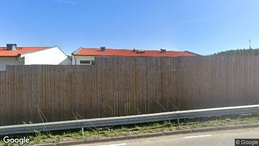 Bostadsrätter till salu i Orust - Bild från Google Street View