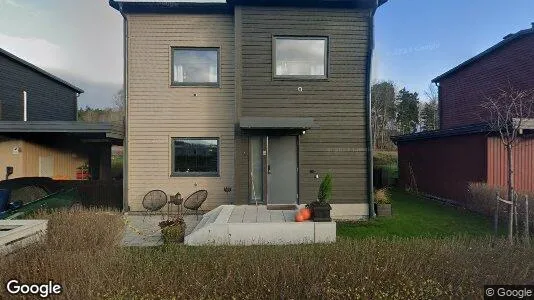 Bostadsrätter till salu i Upplands Väsby - Bild från Google Street View