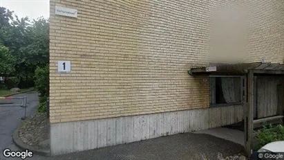 Lägenheter att hyra i Huddinge - Bild från Google Street View