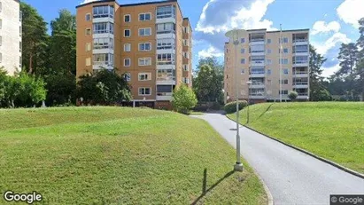 Lägenheter till salu i Botkyrka - Bild från Google Street View