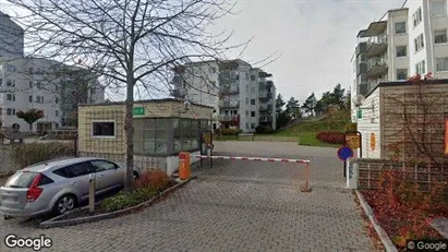 Lägenheter att hyra i Huddinge - Bild från Google Street View