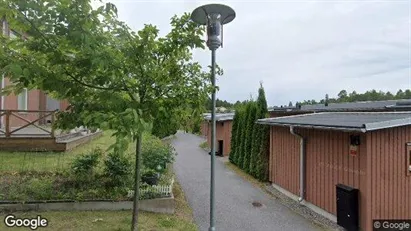 Lägenheter till salu i Huddinge - Bild från Google Street View