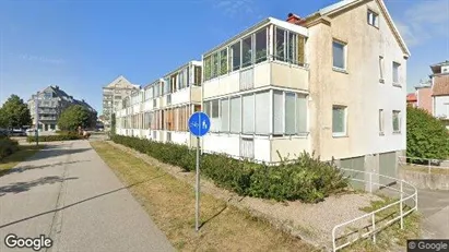 Bostadsrätter till salu i Varberg - Bild från Google Street View