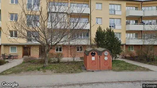 Bostadsrätter till salu i Huddinge - Bild från Google Street View