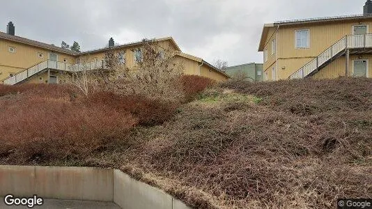 Bostadsrätter till salu i Haninge - Bild från Google Street View