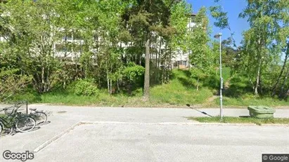 Bostadsrätter till salu i Tyresö - Bild från Google Street View