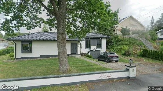 Lägenheter till salu i Huddinge - Bild från Google Street View