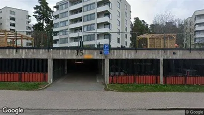 Lägenheter till salu i Upplands Väsby - Bild från Google Street View