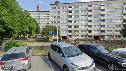 Lägenheter till salu i Täby - Bild från Google Street View