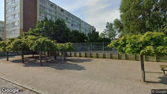 Lägenheter att hyra i Rosengård - Bild från Google Street View