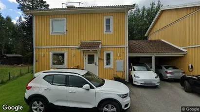 Lägenheter till salu i Botkyrka - Bild från Google Street View