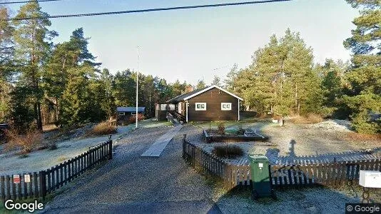 Lägenheter till salu i Ekerö - Bild från Google Street View