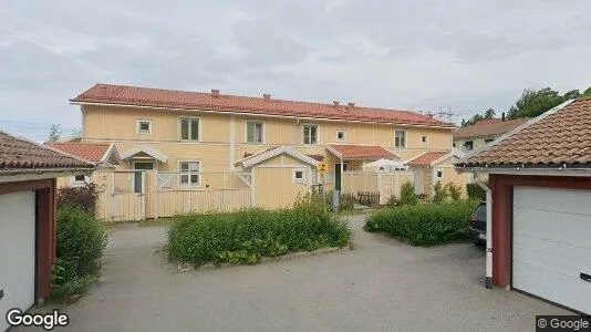 Bostadsrätter till salu i Botkyrka - Bild från Google Street View