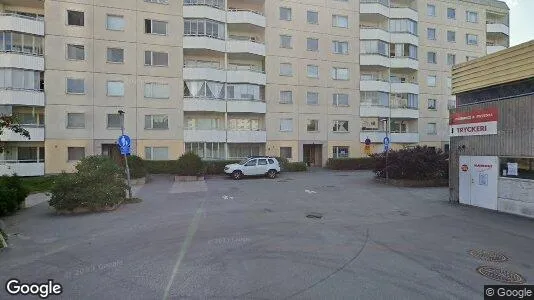 Bostadsrätter till salu i Haninge - Bild från Google Street View