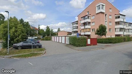 Bostadsrätter till salu i Huddinge - Bild från Google Street View