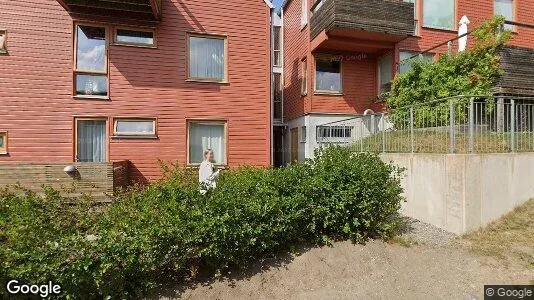 Bostadsrätter till salu i Huddinge - Bild från Google Street View