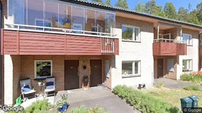 Lägenheter till salu i Danderyd - Bild från Google Street View