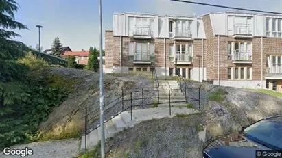 Lägenheter till salu i Huddinge - Bild från Google Street View