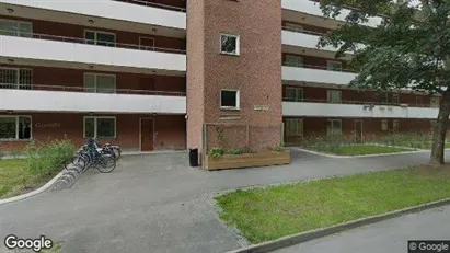 Lägenheter att hyra i Huddinge - Bild från Google Street View