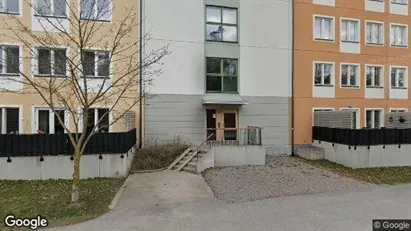 Bostadsrätter till salu i Huddinge - Bild från Google Street View