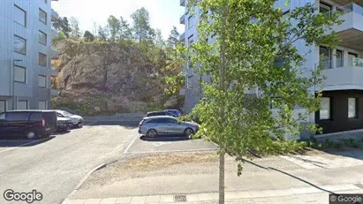 Bostadsrätter till salu i Haninge - Bild från Google Street View