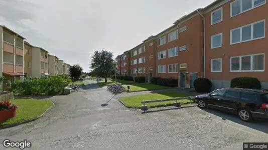 Lägenheter till salu i Köping - Bild från Google Street View