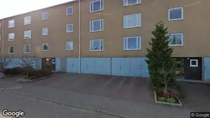 Bostadsrätter till salu i Köping - Bild från Google Street View