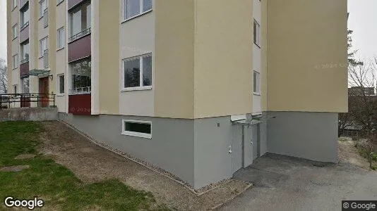 Bostadsrätter till salu i Huddinge - Bild från Google Street View