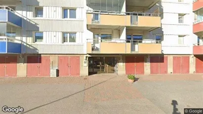 Lägenheter till salu i Upplands-Bro - Bild från Google Street View